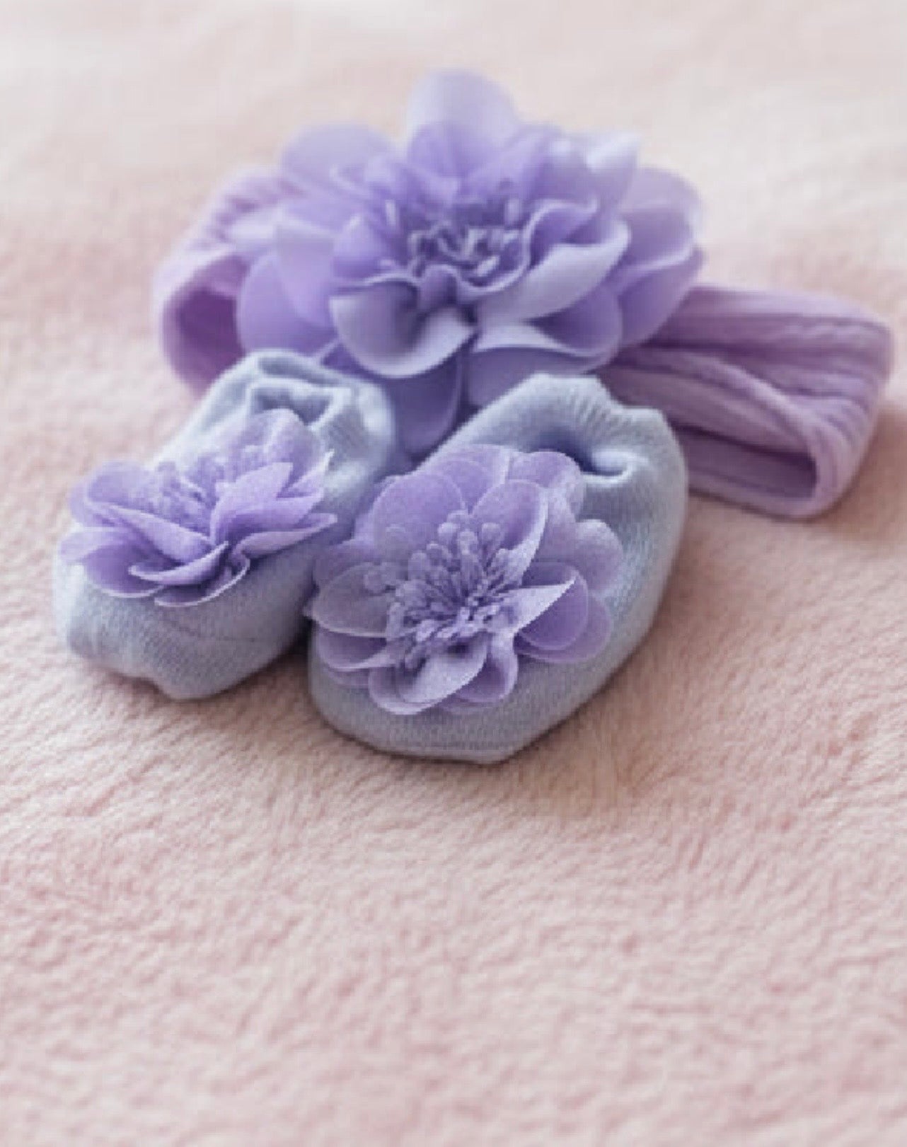 Baby Flower Headband & Socks Gift Set - close up