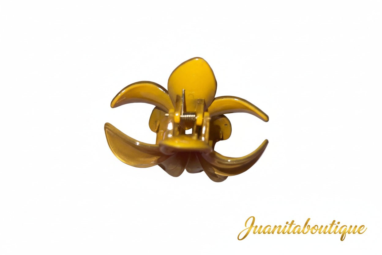 Frangipani Floral Claw Clip - Juanita Boutique